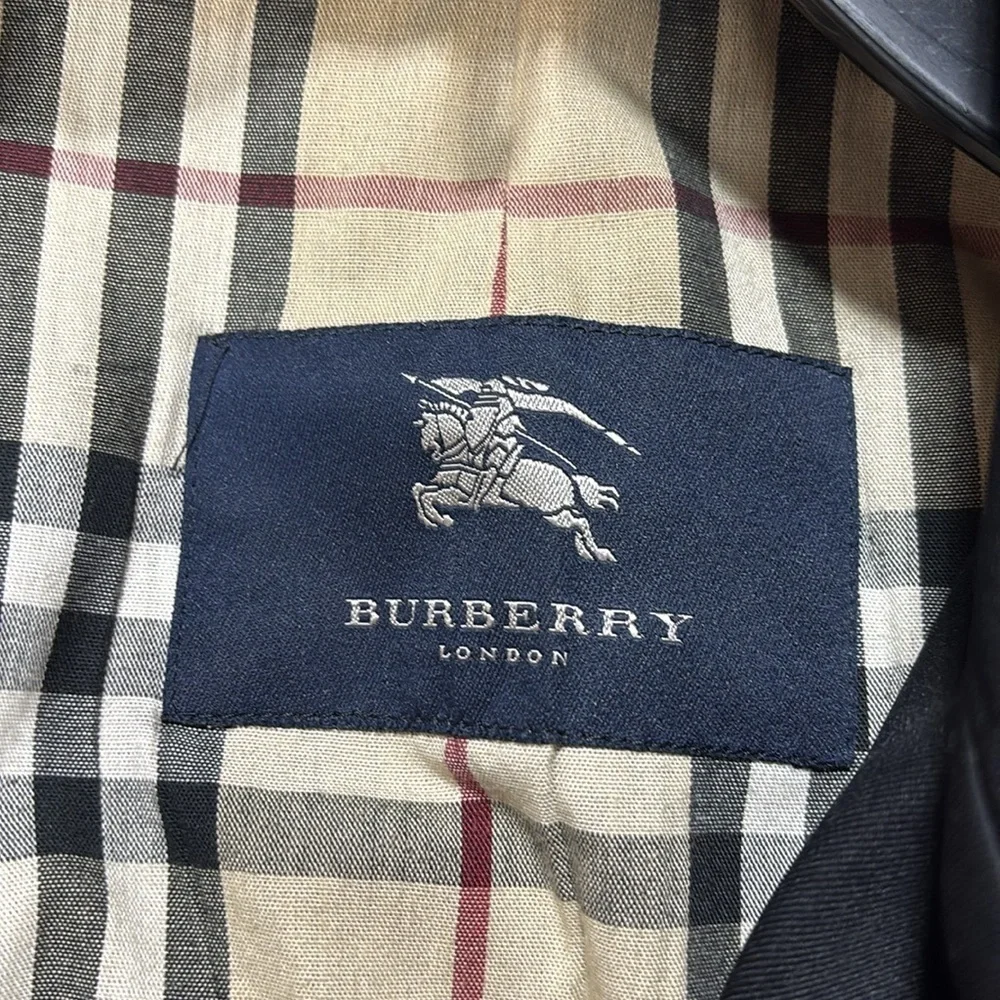 Burberry London black fully lined with pockets full front button up trench coat - Picture 6 of 13